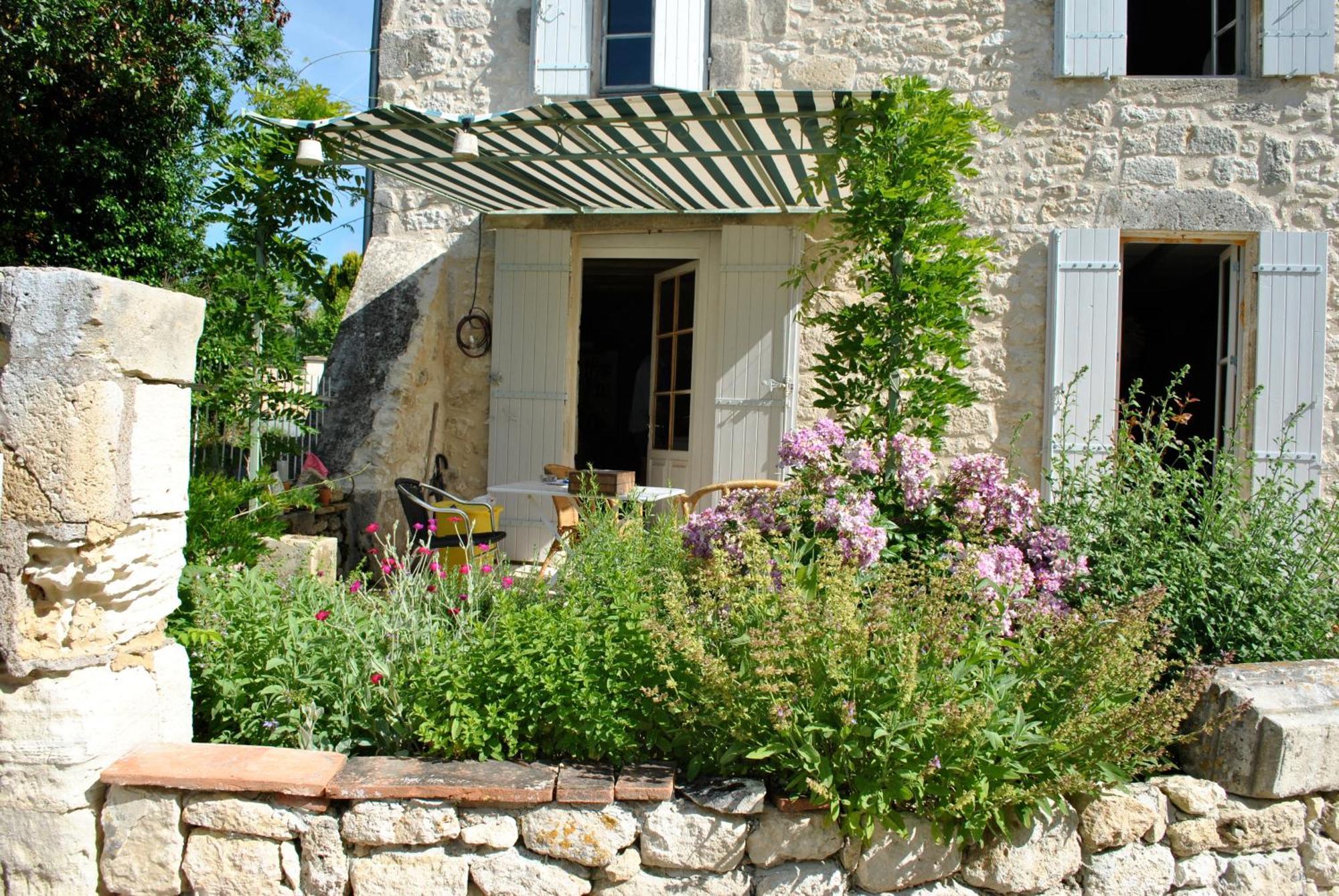 Les Foucauds Hotel Saint-Quentin-de-Caplong Luaran gambar